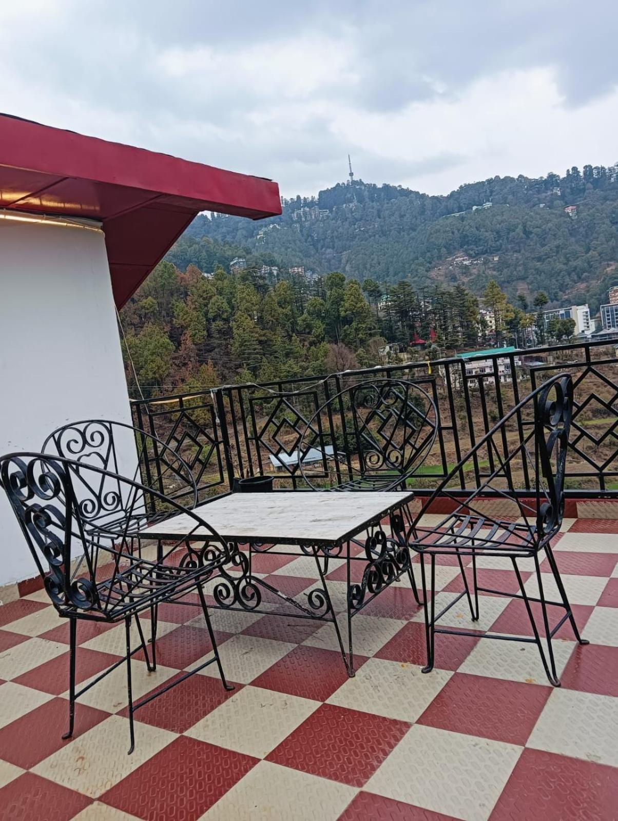 B&B Aston Shimla Hill'S Exterior foto
